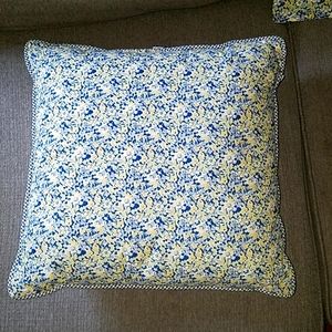Tommy Hilfiger square pillow